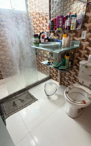Apartamento à venda com 51m², 2 quartos e 1 vaga Apartamento à venda com 51m², 2 quartos e 1 vagaBanheiro Social
