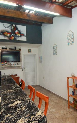 Apartamento à venda com 180m², 3 quartos e 2 vagas Apartamento à venda com 180m², 3 quartos e 2 vagasÁrea gourmet