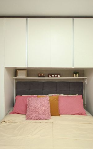 Apartamento à venda com 180m², 3 quartos e 2 vagas Apartamento à venda com 180m², 3 quartos e 2 vagasSuíte