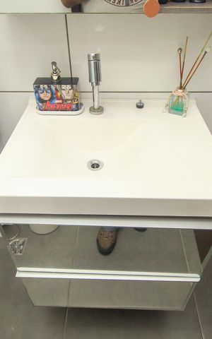 Apartamento à venda com 180m², 3 quartos e 2 vagas Apartamento à venda com 180m², 3 quartos e 2 vagasBanheiro Social