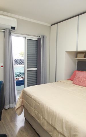 Apartamento à venda com 180m², 3 quartos e 2 vagas Apartamento à venda com 180m², 3 quartos e 2 vagasSuíte