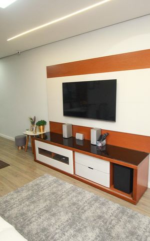 Apartamento à venda com 180m², 3 quartos e 2 vagas Apartamento à venda com 180m², 3 quartos e 2 vagasSala