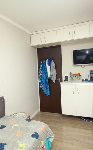 Apartamento à venda com 180m², 3 quartos e 2 vagas Apartamento à venda com 180m², 3 quartos e 2 vagasQuarto 3