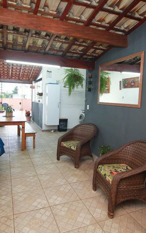 Apartamento à venda com 180m², 3 quartos e 2 vagas Apartamento à venda com 180m², 3 quartos e 2 vagasÁrea gourmet