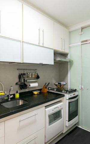 Apartamento à venda com 81m², 2 quartos e 2 vagasCozinha
