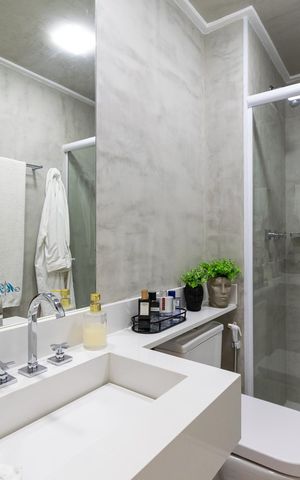 Apartamento à venda com 81m², 2 quartos e 2 vagasBanheiro social
