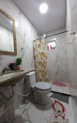 Casa à venda com 45m², 1 quarto e 1 vaga Casa à venda com 45m², 1 quarto e 1 vagaBanheiro