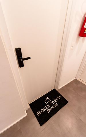 Apartamento à venda com 25m², 1 quarto e sem vaga Apartamento à venda com 25m², 1 quarto e sem vagaPorta de entrada