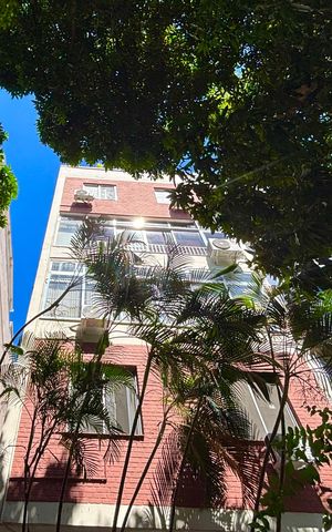 Apartamento à venda com 75m², 2 quartos e 1 vaga Apartamento à venda com 75m², 2 quartos e 1 vagaFachada
