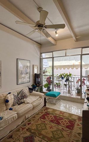 Apartamento à venda com 75m², 2 quartos e 1 vaga Apartamento à venda com 75m², 2 quartos e 1 vagaSala