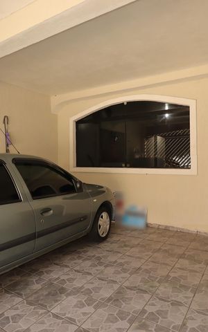 Casa à venda com 250m², 3 quartos e 2 vagasGaragem
