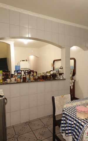 Casa à venda com 250m², 3 quartos e 2 vagasCozinha