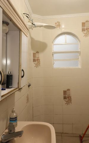 Casa à venda com 250m², 3 quartos e 2 vagasBanheiro Social