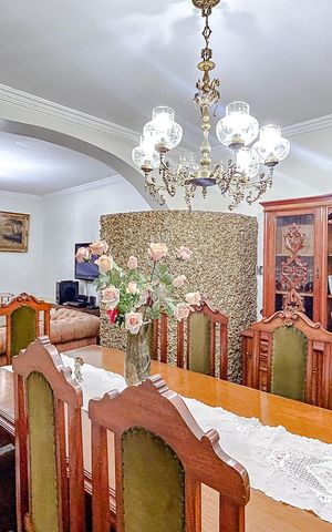 Casa à venda com 500m², 5 quartos e 2 vagasSala de Jantar