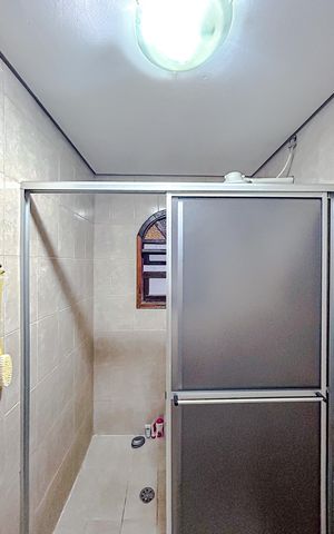 Casa à venda com 500m², 5 quartos e 2 vagasBanheiro  1 - Casa 2