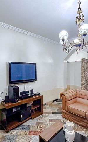 Casa à venda com 500m², 5 quartos e 2 vagasSala