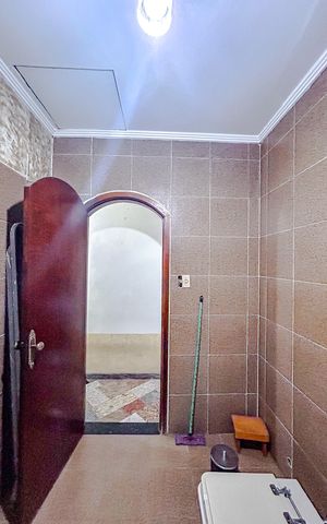 Casa à venda com 500m², 5 quartos e 2 vagasBanheiro