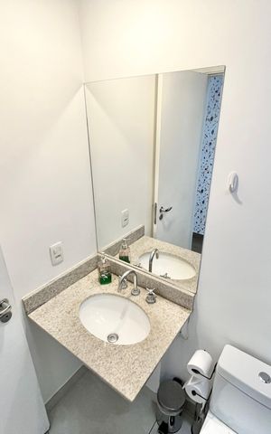 Apartamento à venda com 60m², 2 quartos e 1 vaga Apartamento à venda com 60m², 2 quartos e 1 vagaBanheiro