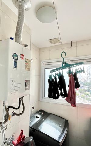 Apartamento à venda com 60m², 2 quartos e 1 vaga Apartamento à venda com 60m², 2 quartos e 1 vagaCozinha e Área de Serviço