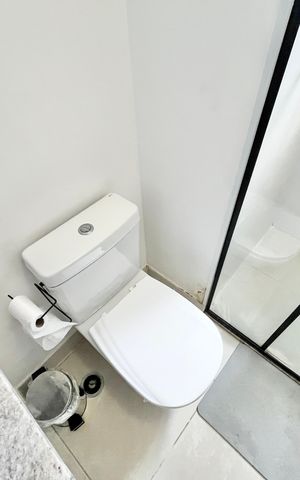 Apartamento à venda com 60m², 2 quartos e 1 vaga Apartamento à venda com 60m², 2 quartos e 1 vagaBanheiro da Suíte