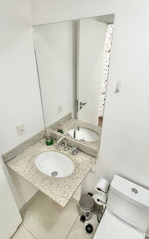 Apartamento à venda com 60m², 2 quartos e 1 vaga Apartamento à venda com 60m², 2 quartos e 1 vagaBanheiro