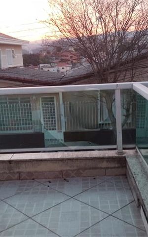 Casa à venda com 100m², 2 quartos e 1 vaga