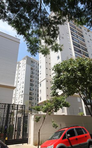 Apartamento à venda com 72m², 2 quartos e 1 vagaFachada