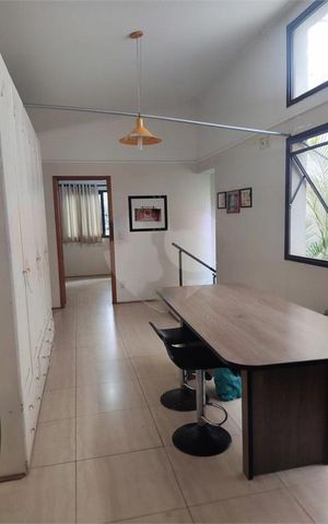 Casa à venda com 144m², 3 quartos e 1 vaga