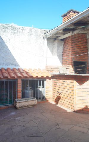 Casa à venda com 144m², 3 quartos e 1 vagaChurrasqueira
