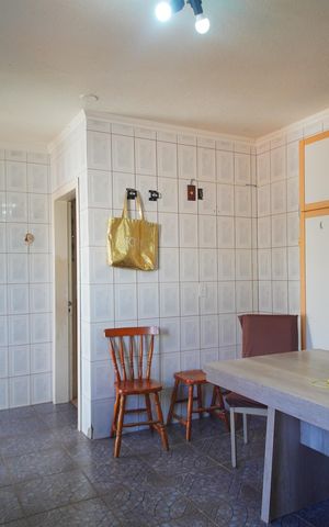 Casa à venda com 144m², 3 quartos e 1 vagaCozinha