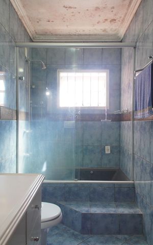 Casa à venda com 144m², 3 quartos e 1 vagaBanheiro 1