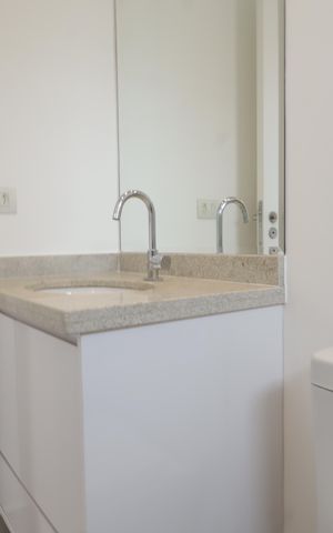 Apartamento à venda com 138m², 3 quartos e 4 vagasBanheiro da Suíte 2