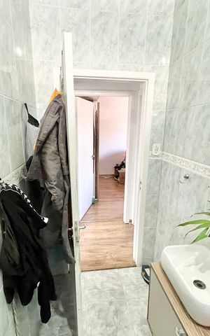 Apartamento à venda com 45m², 2 quartos e 1 vaga Apartamento à venda com 45m², 2 quartos e 1 vagaBanheiro