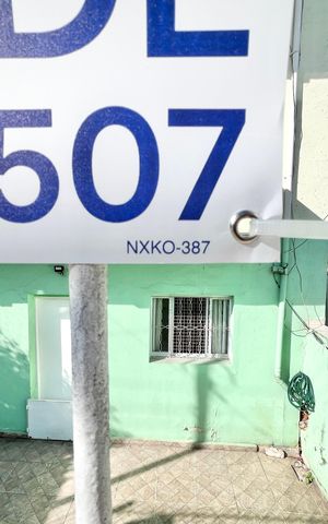 Apartamento à venda com 45m², 2 quartos e 1 vaga Apartamento à venda com 45m², 2 quartos e 1 vagaFachada/Placa