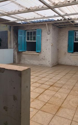 Casa para alugar com 200m², 5 quartos e sem vaga