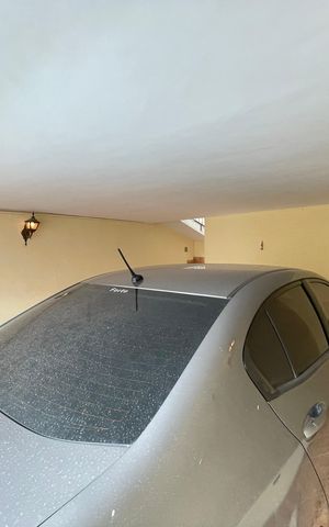 Casa à venda com 200m², 4 quartos e 2 vagas Casa à venda com 200m², 4 quartos e 2 vagasGaragem