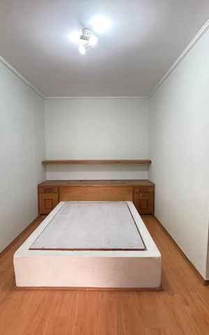 Casa à venda com 200m², 4 quartos e 2 vagas Casa à venda com 200m², 4 quartos e 2 vagasQuarto 3