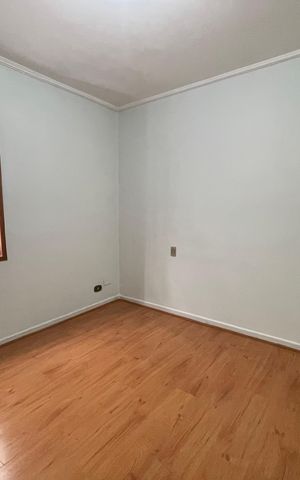 Casa à venda com 200m², 4 quartos e 2 vagas Casa à venda com 200m², 4 quartos e 2 vagasQuarto 1