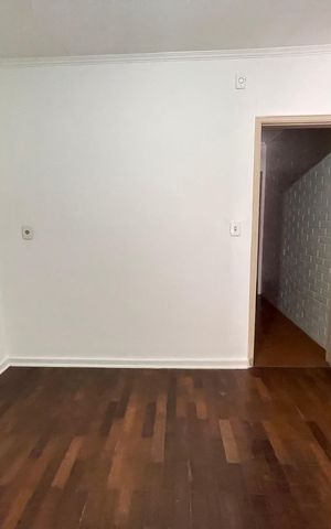 Casa à venda com 200m², 4 quartos e 2 vagas Casa à venda com 200m², 4 quartos e 2 vagasSala de Jantar