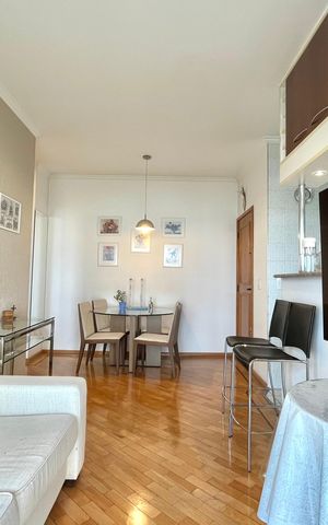 Apartamento à venda com 42m², 1 quarto e 1 vaga Apartamento à venda com 42m², 1 quarto e 1 vagaSala