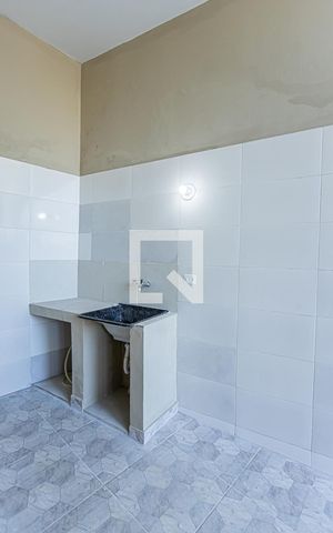 Casa à venda com 273m², 5 quartos e 4 vagas Casa à venda com 273m², 5 quartos e 4 vagasÁreao de serviço casa 1