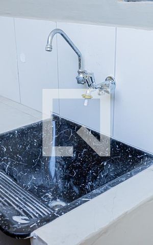 Casa à venda com 273m², 5 quartos e 4 vagas Casa à venda com 273m², 5 quartos e 4 vagasÁreao de serviço casa 2