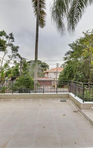 Casa à venda com 200m², 5 quartos e 4 vagas