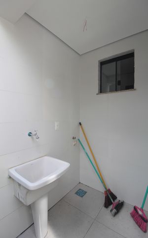 Casa à venda com 152m², 3 quartos e 1 vagaÁrea de Serviço