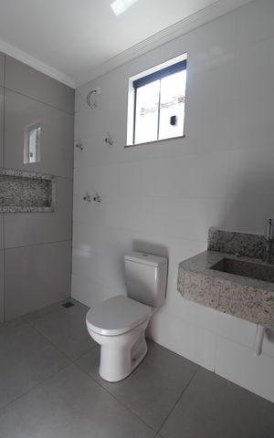 Casa à venda com 152m², 3 quartos e 1 vagaBanheiro Social
