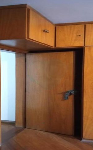 Casa à venda com 200m², 3 quartos e 3 vagas