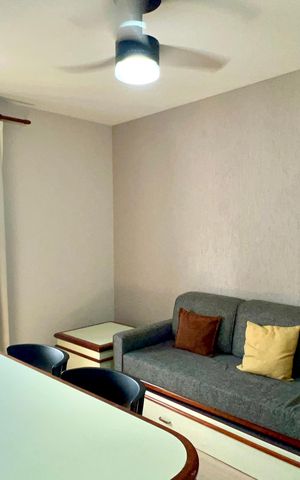 Studio à venda com 37m², 1 quarto e 1 vaga Studio à venda com 37m², 1 quarto e 1 vagaSala