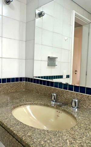 Studio à venda com 37m², 1 quarto e 1 vaga Studio à venda com 37m², 1 quarto e 1 vagaBanheiro