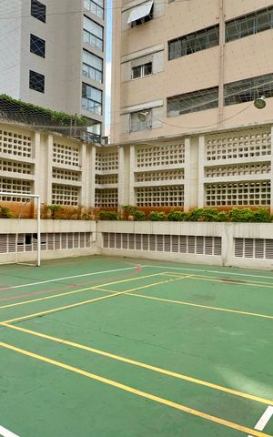 Studio à venda com 37m², 1 quarto e 1 vaga Studio à venda com 37m², 1 quarto e 1 vagaQuadra