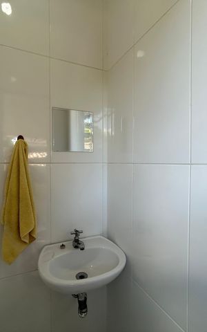Casa à venda com 210m², 3 quartos e sem vagaLavabo